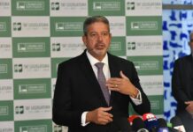 Presidente da Câmara: decisão sobre cassação de mandato é do Congresso