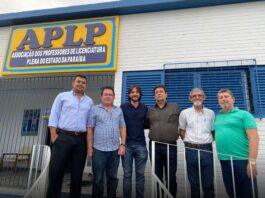 Pedro se reúne com representantes dos professores do Estado e defende valorização da categoria