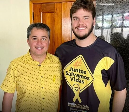Ao lado de Bruno Cunha Lima, Efraim participa de Campanha Maio Amarelo para conscientização no trânsito