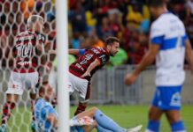 Flamengo derrota Universidad Católica e se classifica na Libertadores