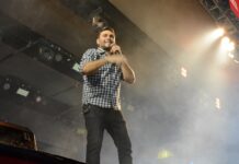 Show de Mano Walter n’O Maior São João do Mundo é prestigiado por multidão de forrozeiros