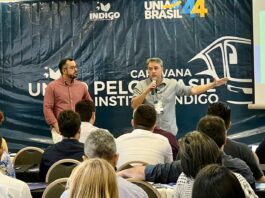 “A eleição mudou, o nível de informação aumentou, a velocidade da comunicação é nova. Precisamos estar preparado”, diz Efraim em evento