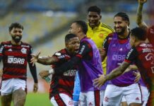 Flamengo aplica 3 a 0 no América-MG no Brasileirão