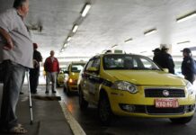 Auxílio para taxistas e caminhoneiros começa a ser pago em agosto