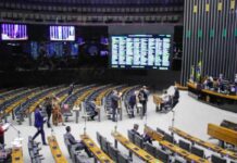 Congresso prorroga por 60 dias MP da tabela do frete rodoviário