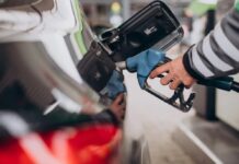 Combustíveis compromete 30% da renda dos brasileiros