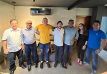 Presidente do MDB de Lucena e lideranças da cidade anunciam apoio a Pedro Cunha Lima