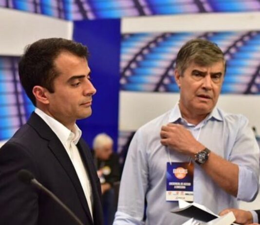 Presidente do PL troca Bruno Roberto por Efraim Filho para o Senado