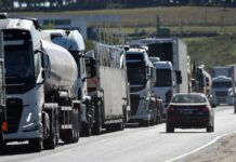 Caminhoneiros já podem fazer autodeclaração para receber benefício