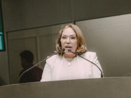 Eva Gouveia reassume mandato na Câmara de Campina Grande