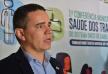 Secretário de Saúde reconhece papel das recepcionistas das UBS e pede empenho na marcação de exames e consultas