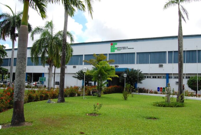 ifpb5242bb5de7310480ae254f405ee39fcf