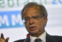 Ministro da Economia Paulo Guedes defende fim do IPI