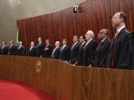 Ministro Alexandre de Moraes toma posse como presidente do TSE