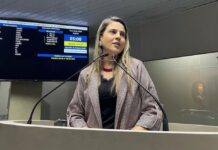 Carol Gomes comemora aprovação do piso nacional para fisioterapeutas e Terapeutas Ocupacionais