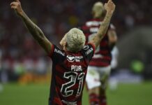 Flamengo derrota Vélez para alcançar final da Libertadores