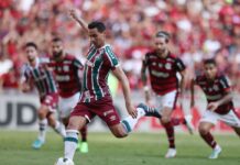 Fluminense bate Flamengo na Série A do Campeonato Brasileiro