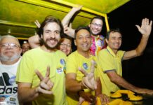 Ao lado de Pedro, Romero participa de carreata e comício em Montadas