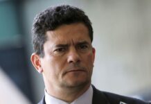 Justiça Eleitoral faz busca e apreensão na casa de Sergio Moro