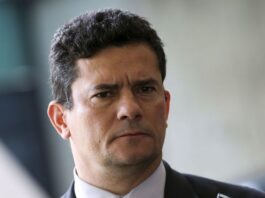 Justiça Eleitoral faz busca e apreensão na casa de Sergio Moro
