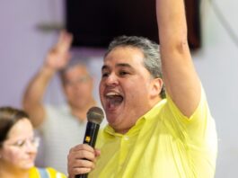Efraim Filho é eleito senador na Paraíba