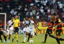 Série B: Sport e Vasco empatam em duelo com invasão de torcedores