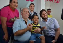 Ministro da Saúde participa de ato da campanha de vacinação da Poliomielite em Campina Grande