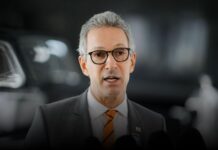 Romeu Zema é reeleito governador de Minas Gerais