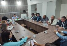 Secretário de Saúde recebe vereadores para debater realização de procedimentos do Hospital João XXIII