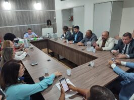 Secretário de Saúde recebe vereadores para debater realização de procedimentos do Hospital João XXIII