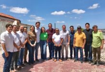 Prefeito Bruno, vereadores e secretários visitam obras em execução em Campina Grande