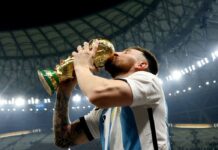 Argentina conquista o tricampeonato mundial e consagra Lionel Messi