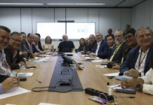 Centrais sindicais discutem com Lula repactuação de temas trabalhistas