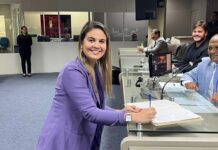 Carol Gomes é empossada como 1° secretária da Mesa Diretora do segundo biênio da CMCG