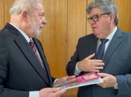 Lula recebe presidente do Consórcio Nordeste, governador João Azevêdo