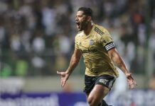 Com Hulk inspirado, Atlético-MG derrota Democrata no Mineiro