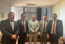Murilo Galdino recebe prefeitos paraibanos em Brasília