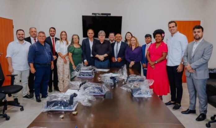 oposimg-reuniaogov-768x455