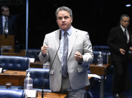 Efraim defende desoneração da folha fora da reforma tributária