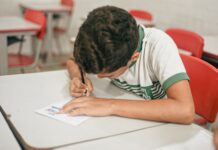 Justiça determina suspensão da greve dos professores em Campina Grande