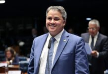 Senador Efraim Filho alcança feito notável com dois projetos aprovados em dois dias consecutivos