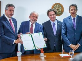 Governo entrega projeto de lei do novo marco fiscal do Brasil