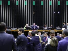 Relator pede retirada de pauta do projeto das fake news