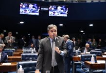 CPMI será instalada na quarta-feira, Efraim foi o único senador paraibano a assinar
