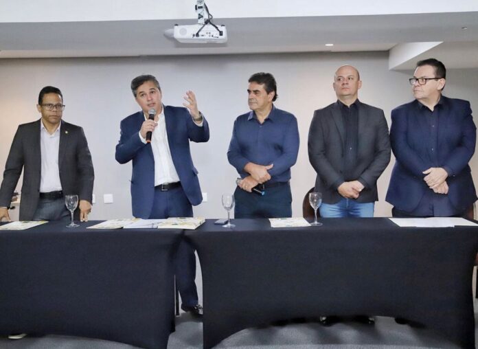 embfc81f17-4eff-4df0-b10b-393236d508e7