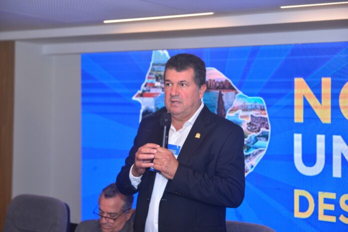 famupGeorge-Coelho-1