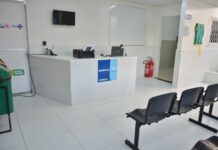 No Bairro das Cidades, prefeito Bruno entrega requalificação de duas Unidades Básicas de Saúde