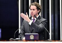 Veneziano destaca 120 dias de gestão do presidente da Petrobras