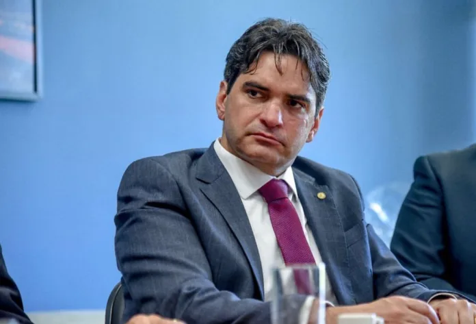 ag6825dcc2-976a-490b-a761-4600b20f9e8f