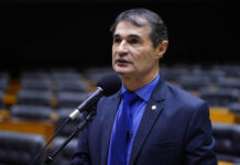 Brasília: Romero faz convite para “O Maior São João do Mundo”